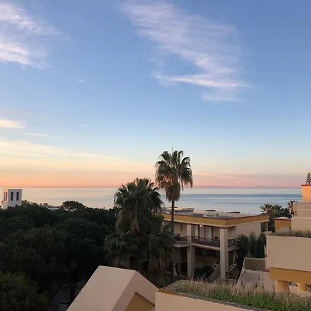Frente Al Mar
